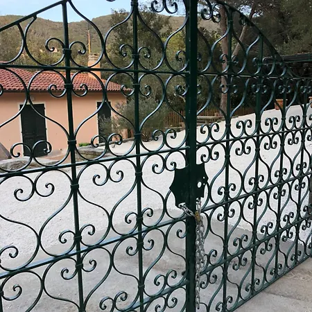 Le Sughere * بروكيو